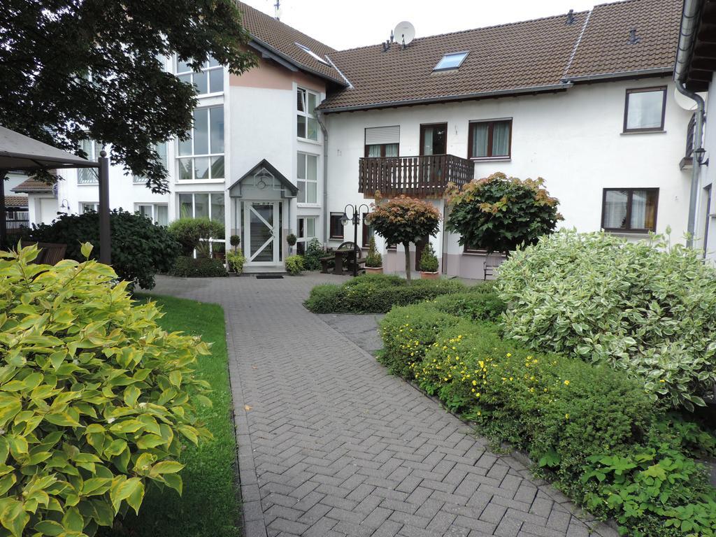 Gasthaus Weber Wiesemscheid Esterno foto